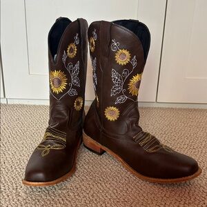 Brown Cowboy Midcalf Boots with Sunflower Embroidery Size 8.5